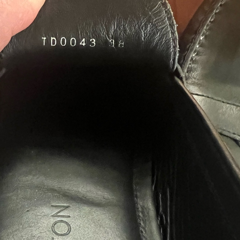 Louis Vuitton Leather Loafers - Picture 5 of 9